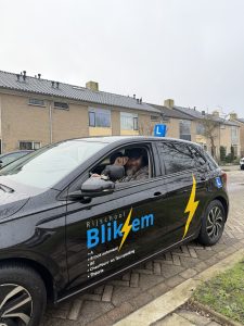 Twan Rijschool Bliksem